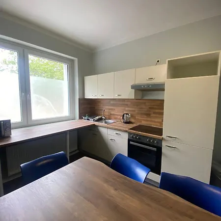 Linden Apartment *
